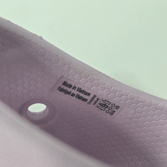 Crocs Classic Unisex Sandal Slides In Hydrangea Colorway Size Women's 6 Men's 4 - Picture 11 of 11